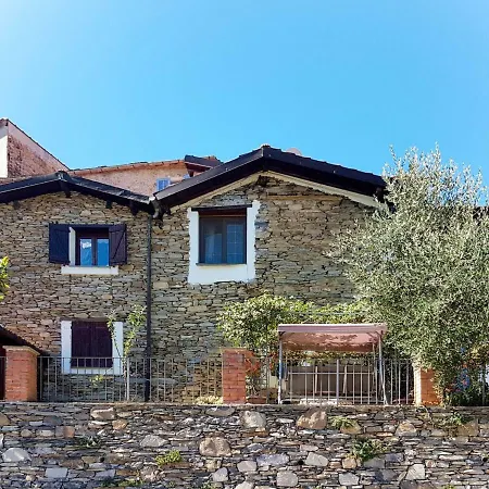 Locazione Turistica Casa Elisa *